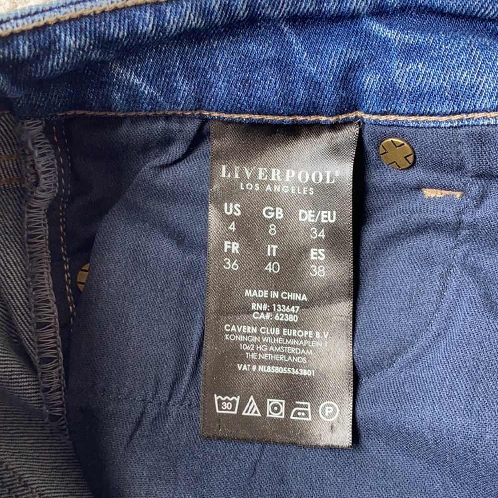 Liverpool crop flare jeans - Picture 7 of 12
